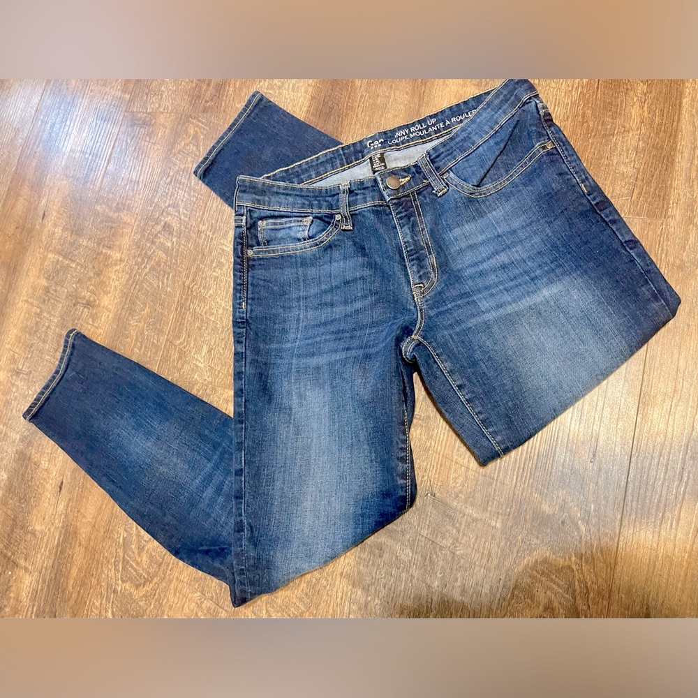 Gap Skinny Roll Up size 6/28R